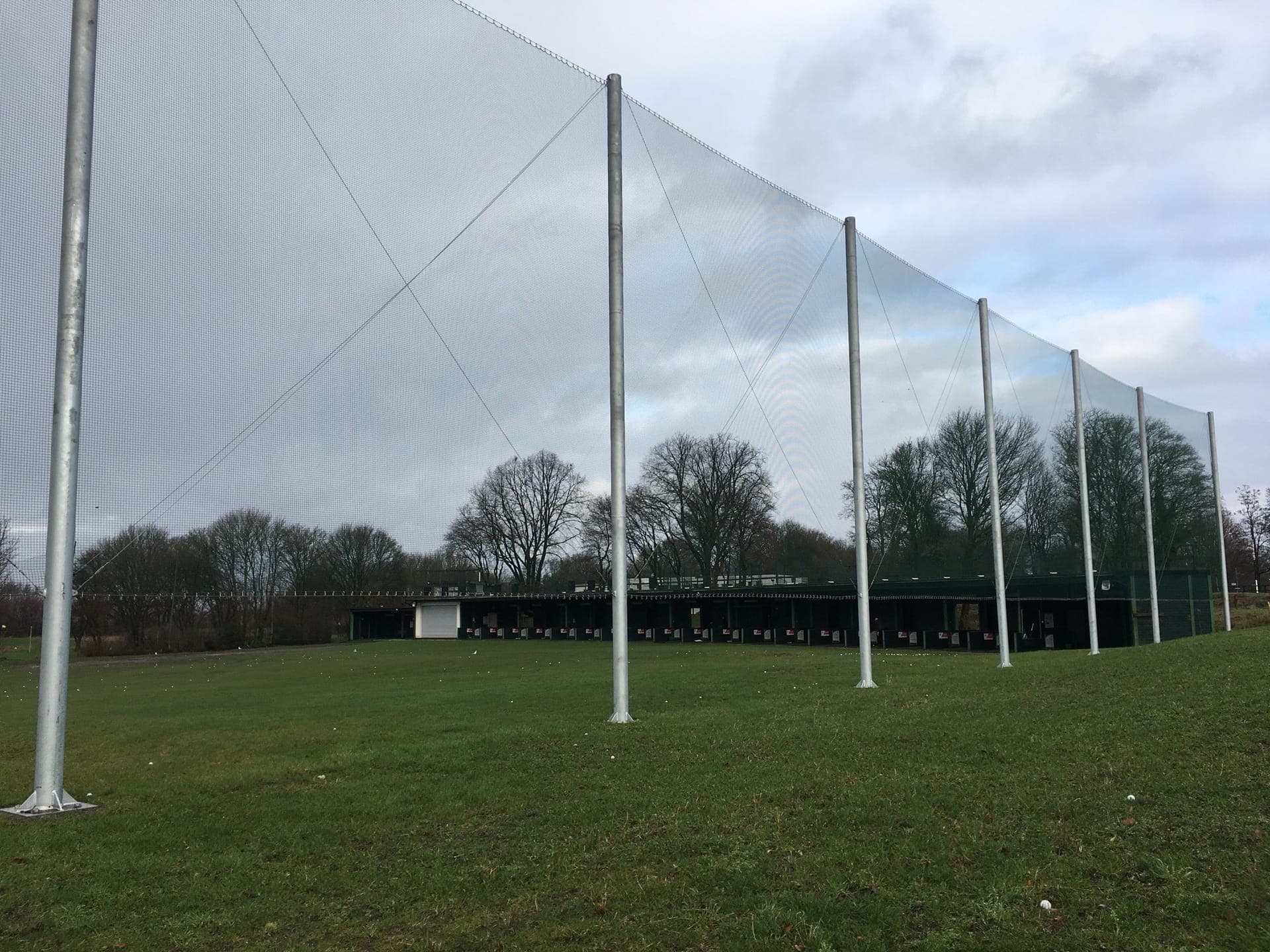 Bollfångarnät / Insynsskydd – skyddsnat golfbana